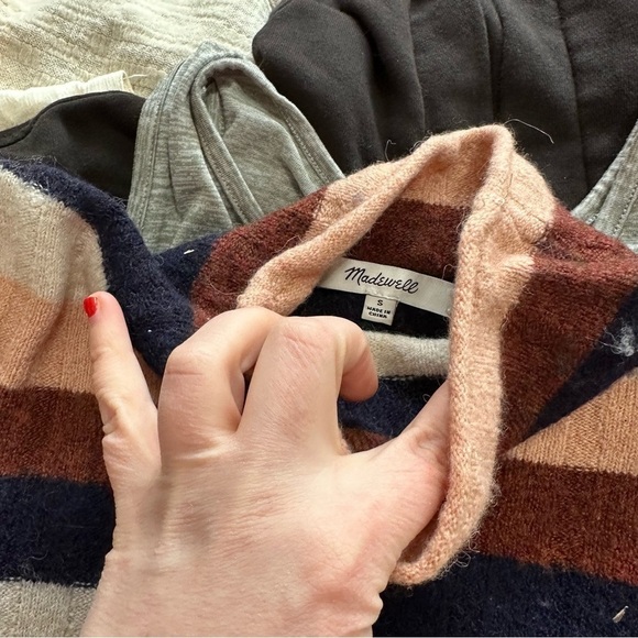 Madewell Striped Evercrest Turtleneck Sweater in Coziest Yarn women’s size small - Picture 3 of 4